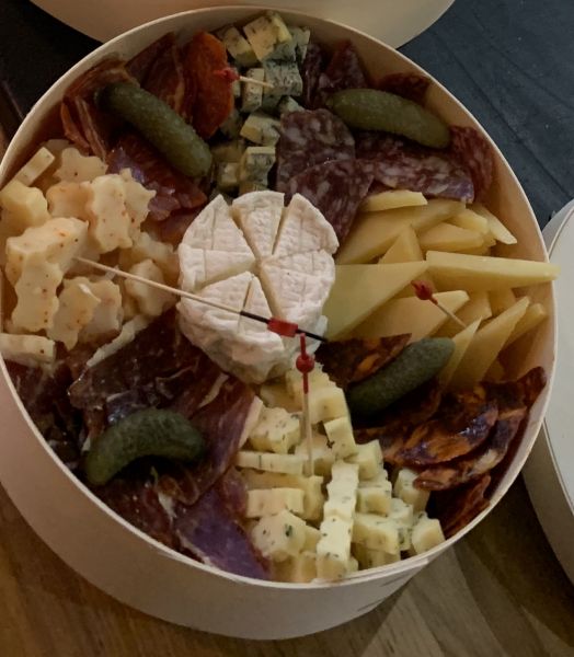 Box fromages-charcuteries APÉRO  4 à 6 pers